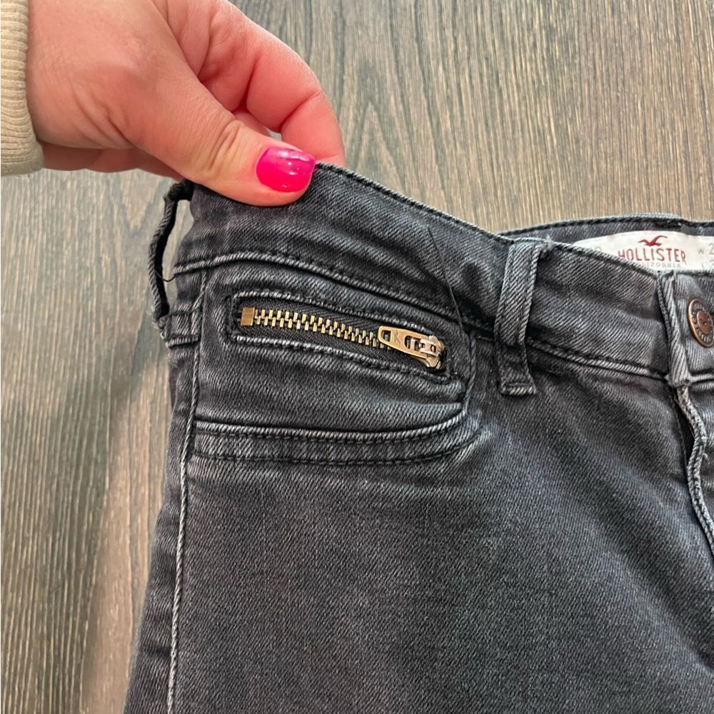 Hollister Black Skinny Jeans Size 5R - Picture 4 of 10